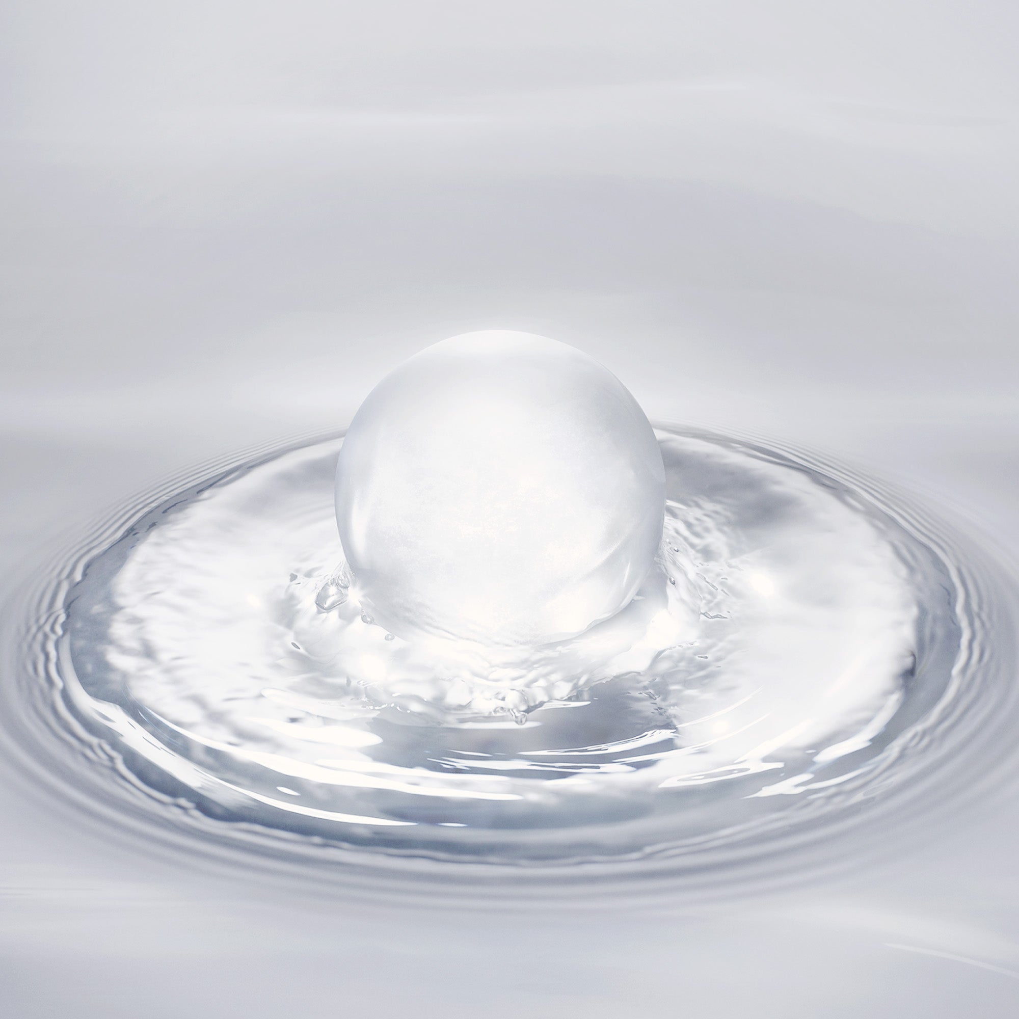 イルミネーティング エクストラオーディネア エモリエントクリーム 他 イルミネーティング エッセンス | みずみずしく輝く肌へ導く