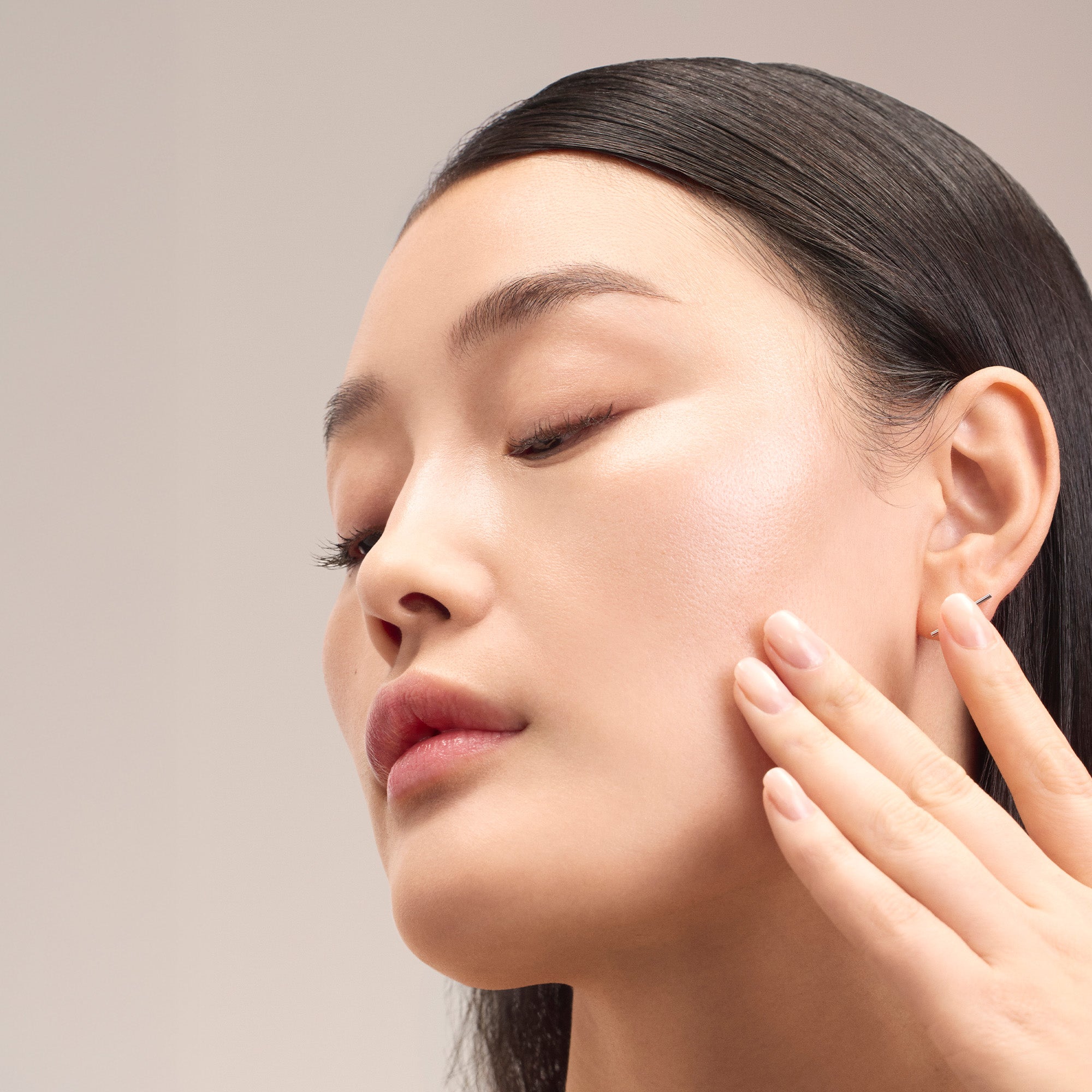 イルミネーティング| アイ エクストラ オーディネア – La Prairie