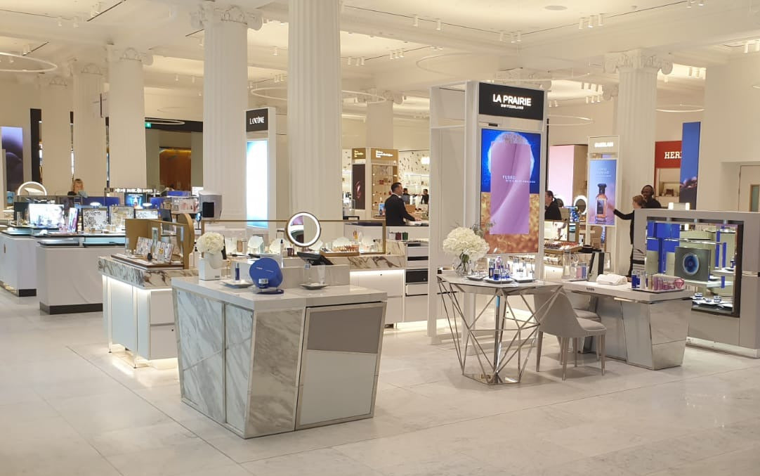 London, Selfridges, Oxford Street W1 – La Prairie