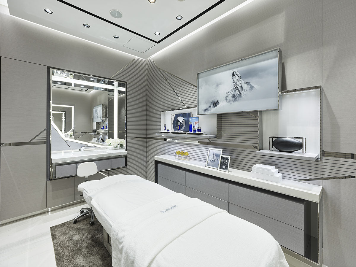 Tokyo, Ginza Six, Boutique – La Prairie